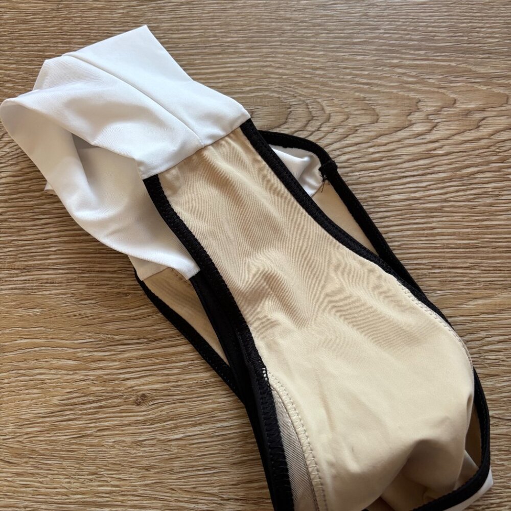 EUC Milakrasna set - White, Size Medium - Picture 7 of 7